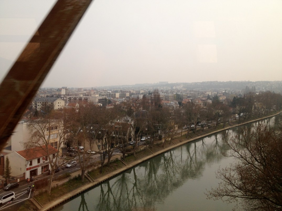 En route Nogent sur- Seine