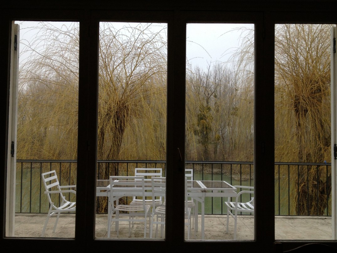 The river-view verandah just outside the dining hall